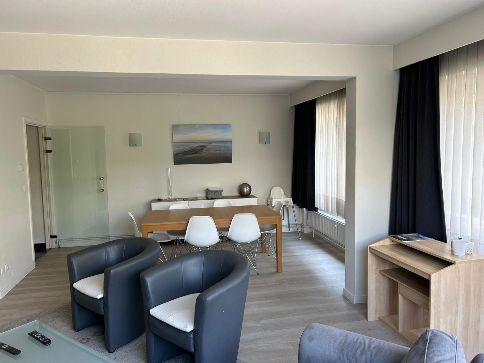 3 Bedroom Apartment Nearby The Sea Oostende Ngoại thất bức ảnh